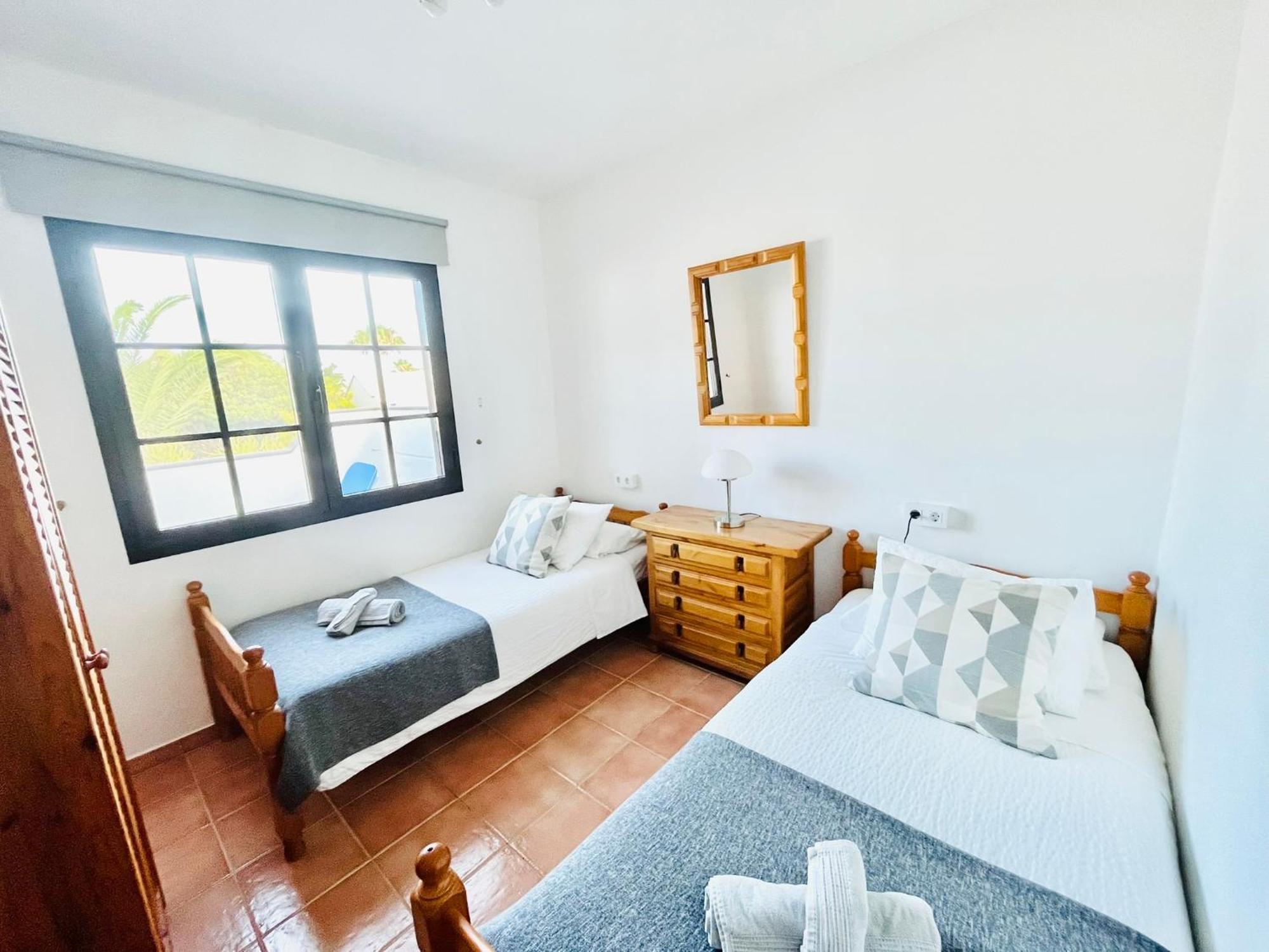 Trinity House En Playa Bastian Vila Costa Teguise Exterior foto