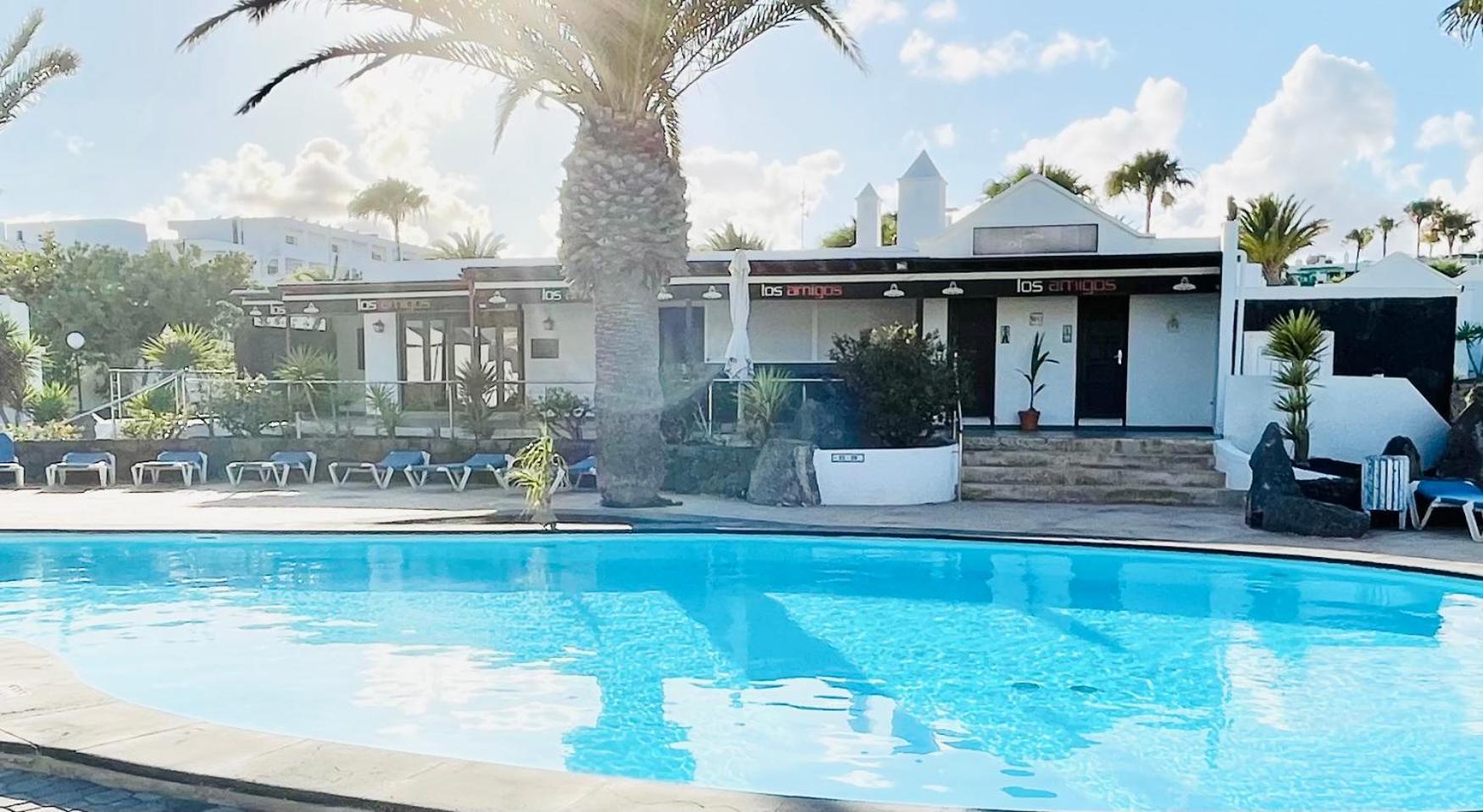 Trinity House En Playa Bastian Vila Costa Teguise Exterior foto